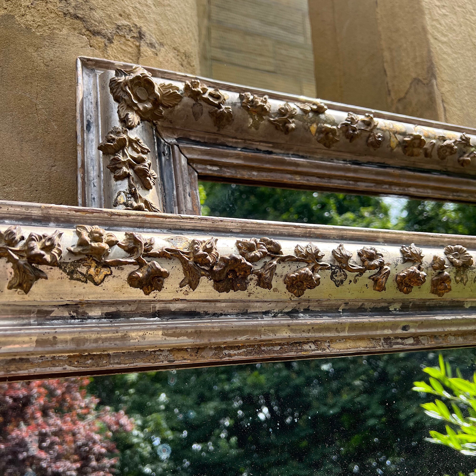 A Pair of Silver Gilt Floral Venetian Mirrors c.1750 - Image 3