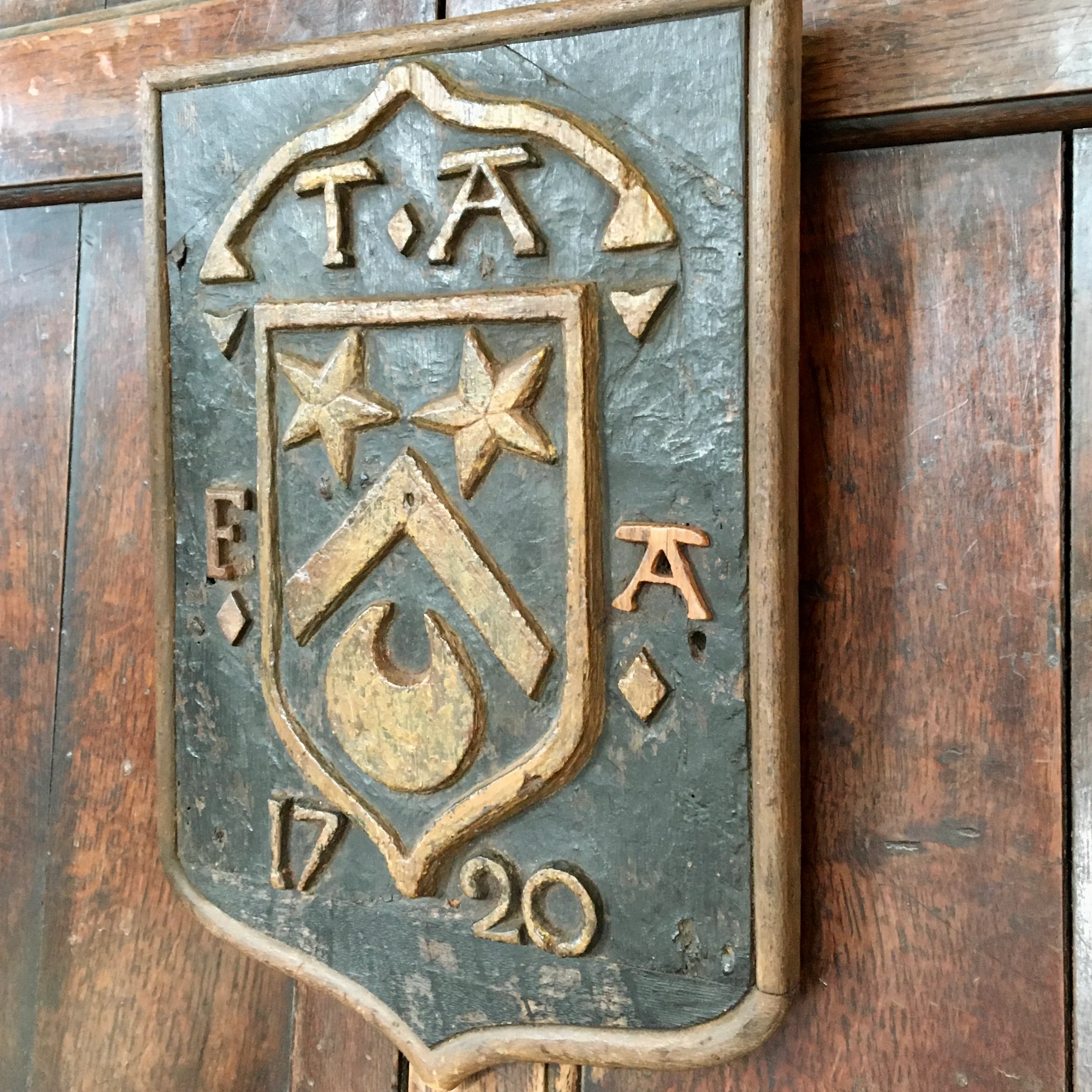 Armorial Shield c.1720 - Image 4