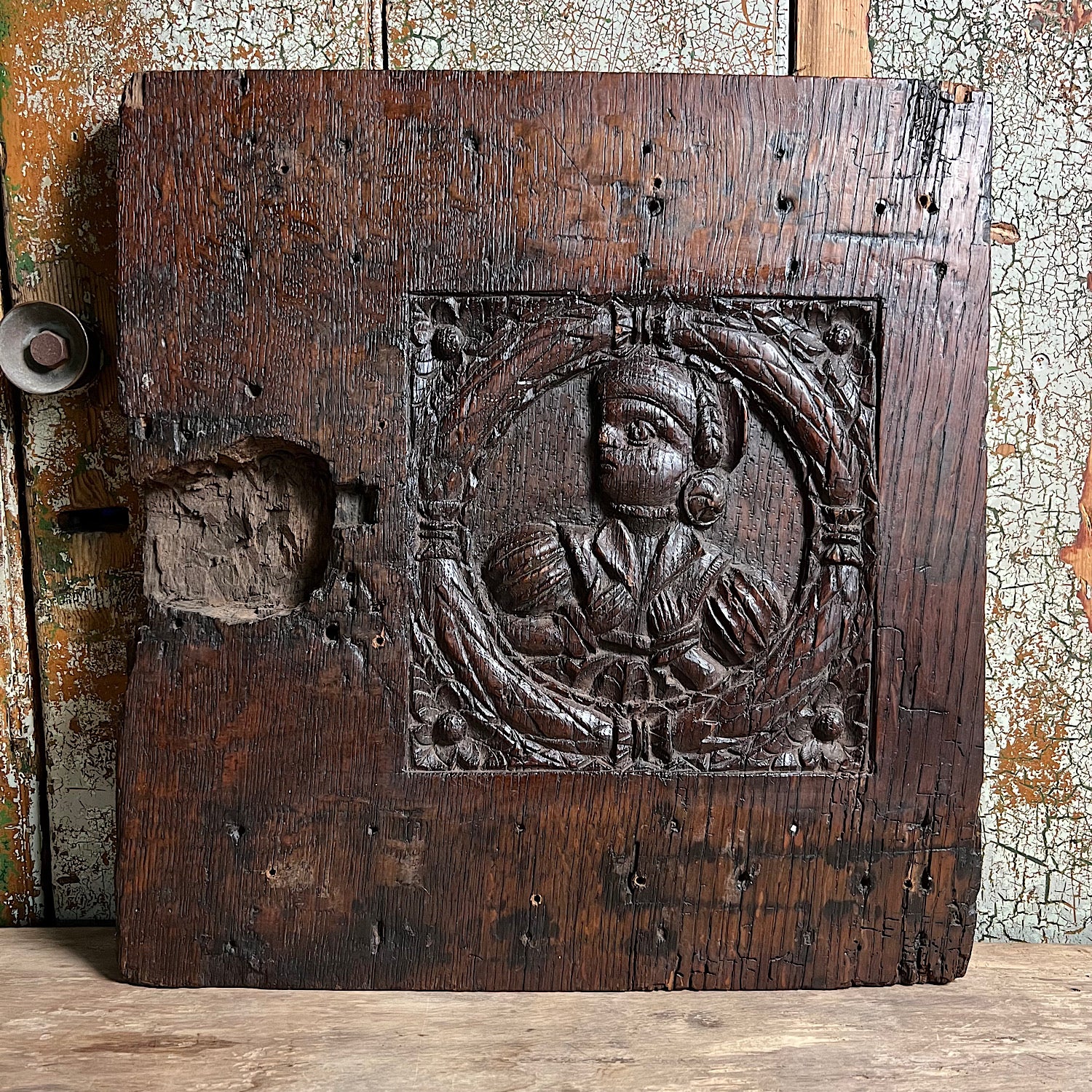 Carved Oak Slab Panel with Romayne Portrait c.1550 - Image 2