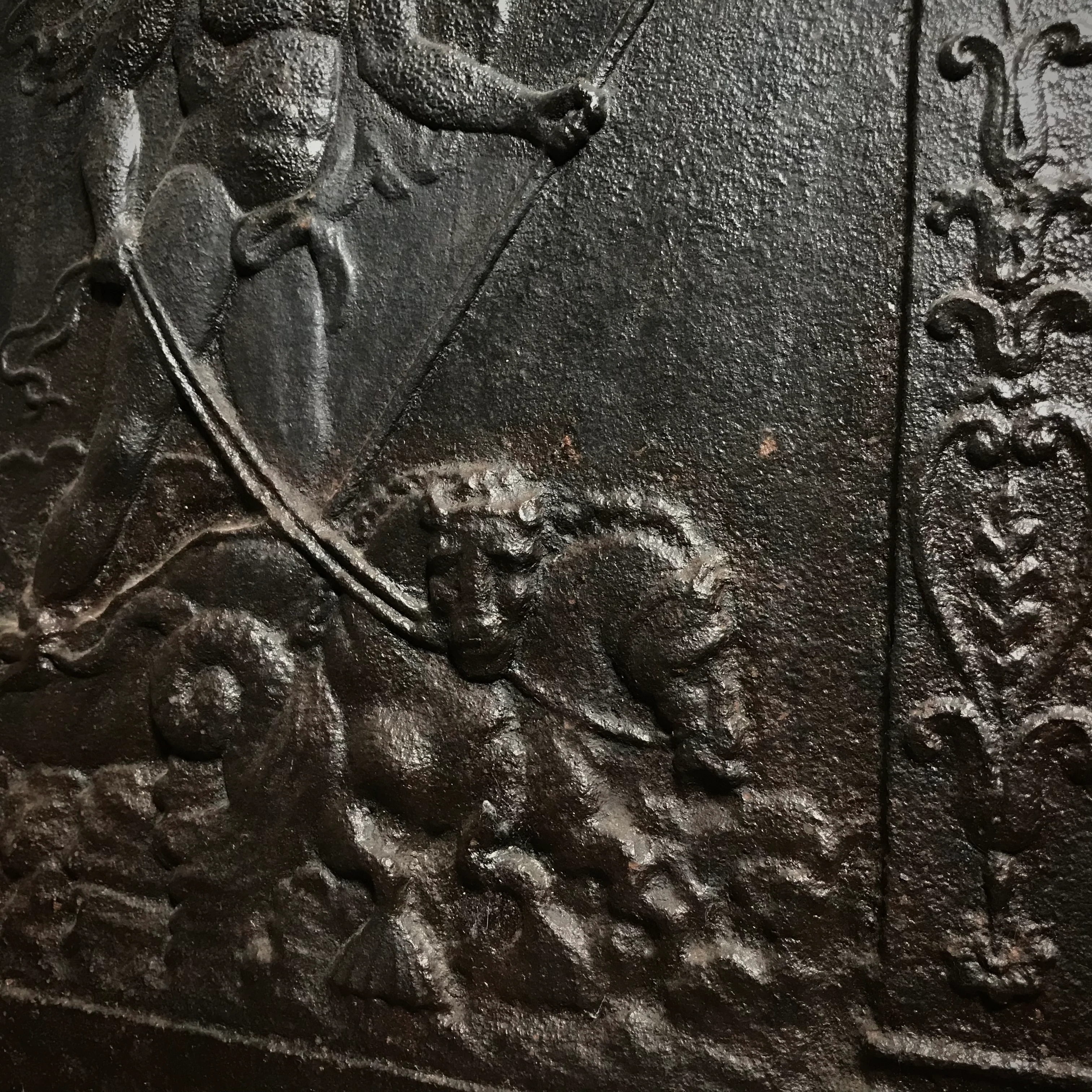 Cast Iron Venetian Fireback c.1750 - Image 5