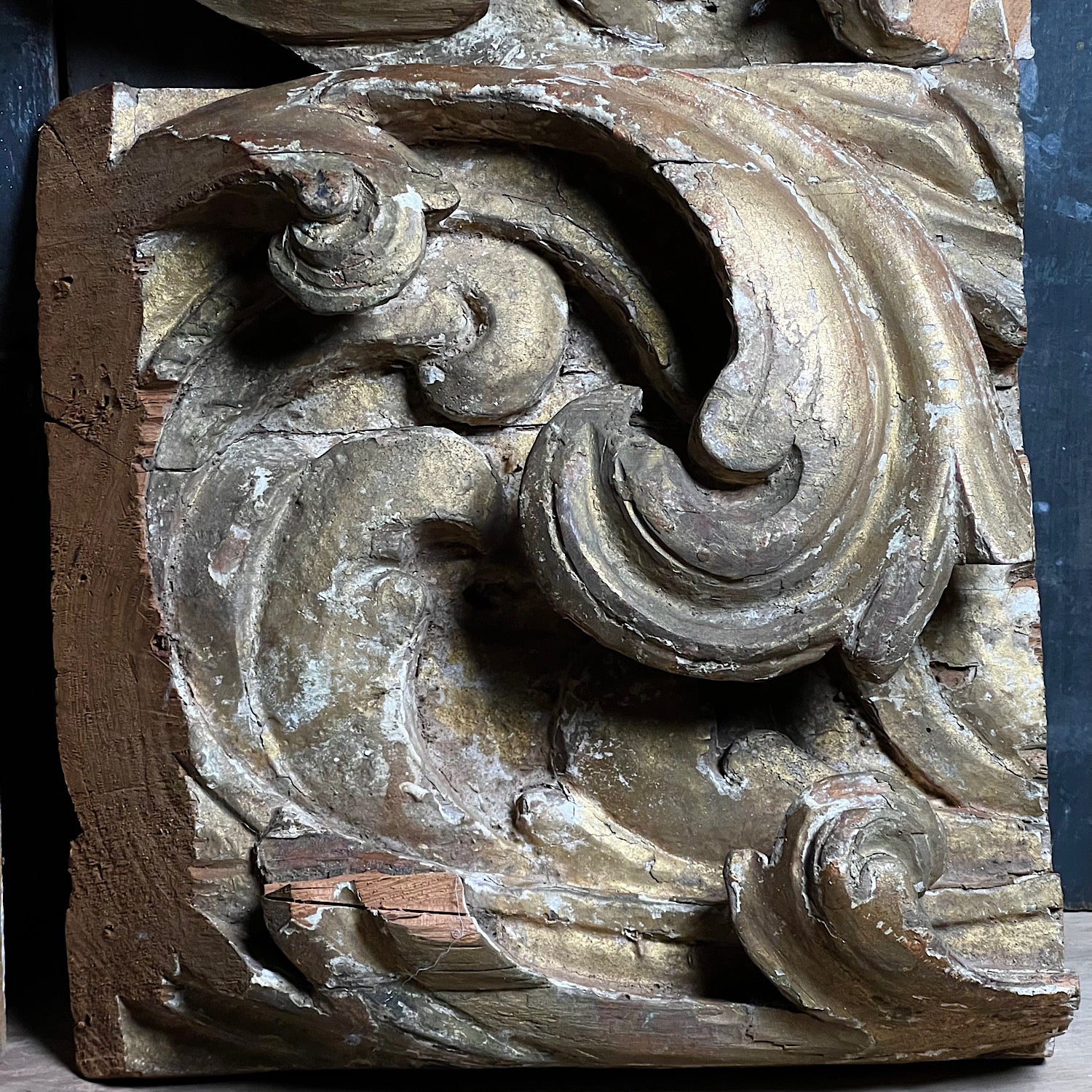 Collection of Carved Baroque Scroll Fragments c.1680 - Image 4