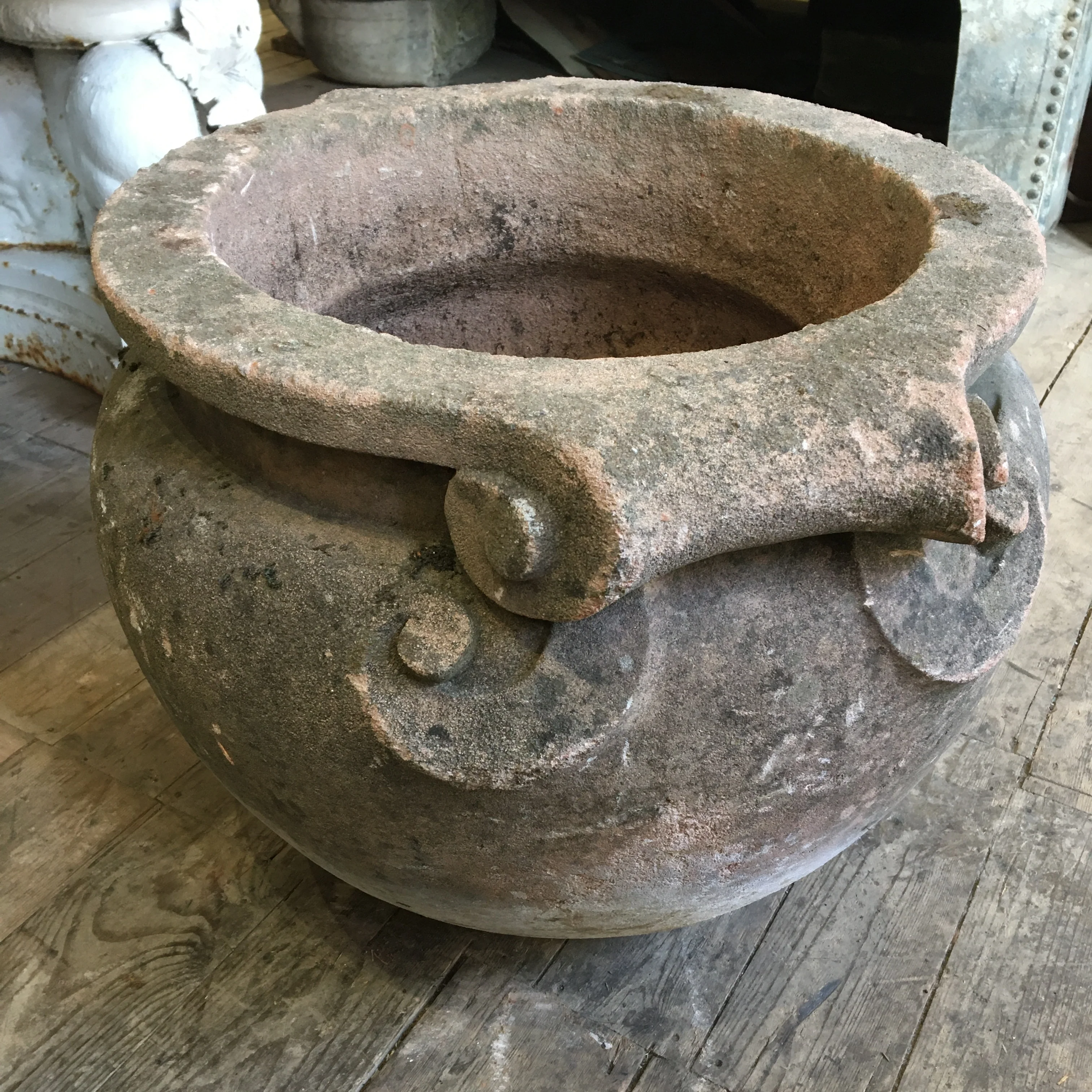 Composite Compton Mould Planter - Image 5