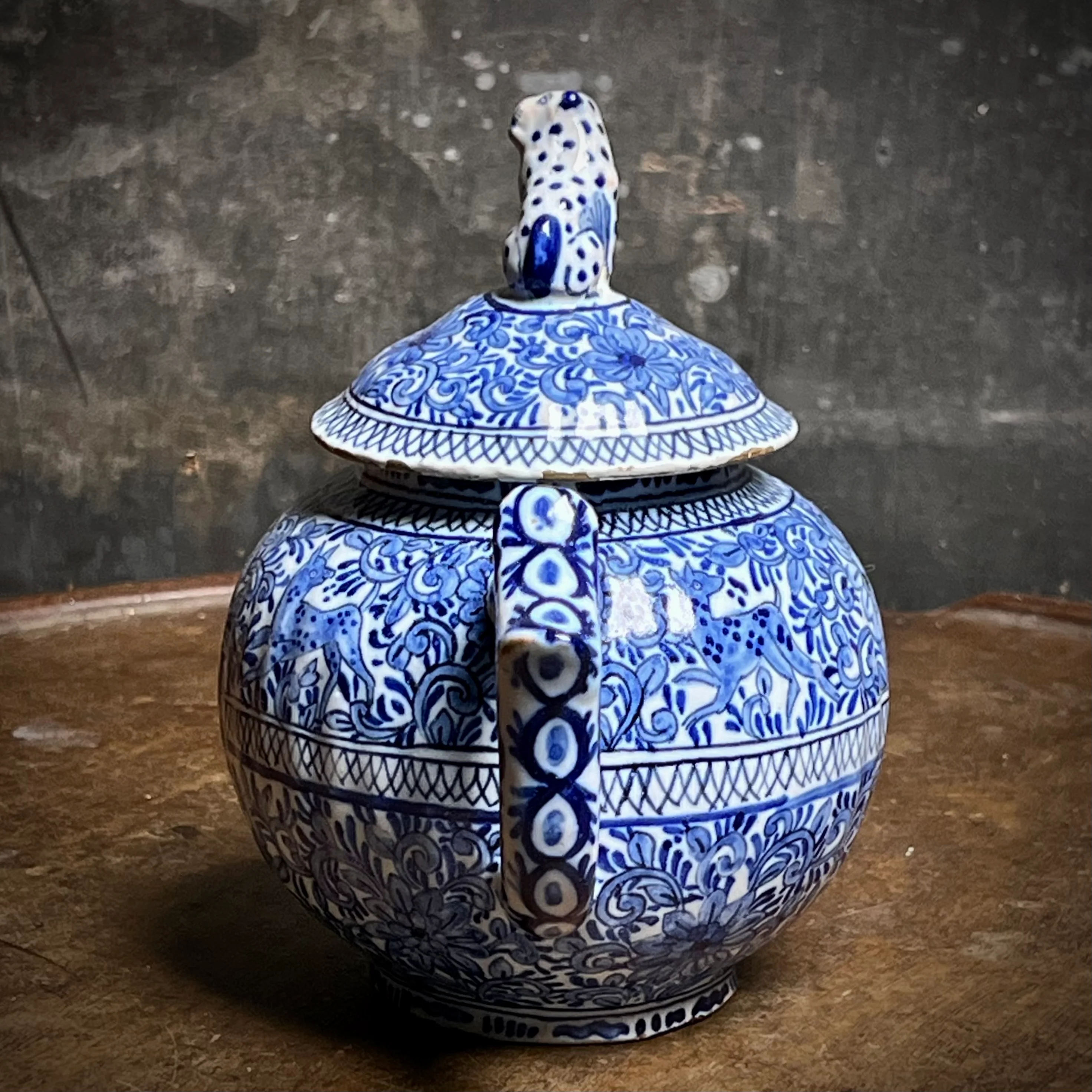 Early 18th-Century Delft Blue and White Teapot, Marked C B for Cornelis Brouwer, De Witte Ster, Delft, c.1725–1735 - Image 4