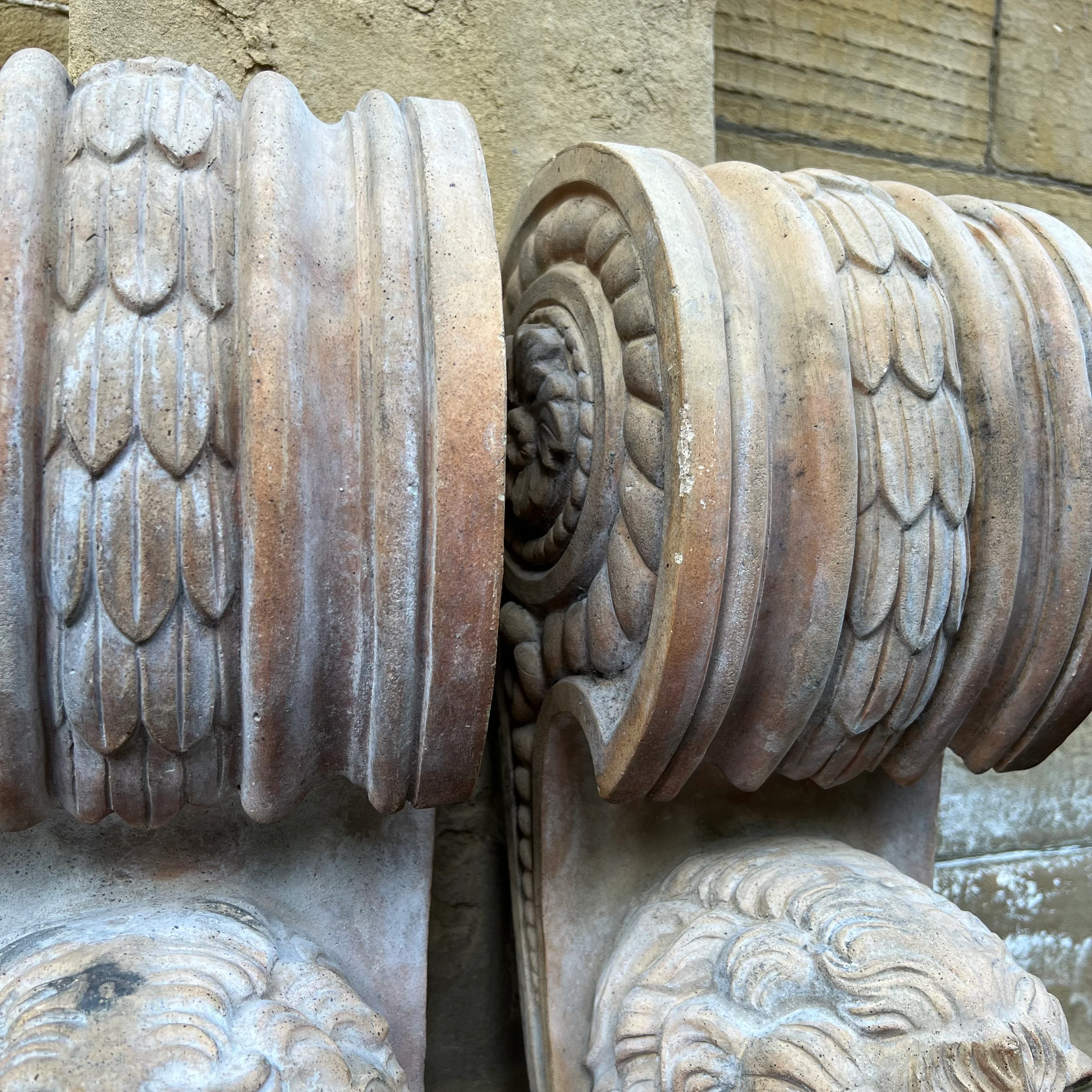 A Pair of ‘Doulton’ Terracotta Lion Corbels c.1890 - Image 9