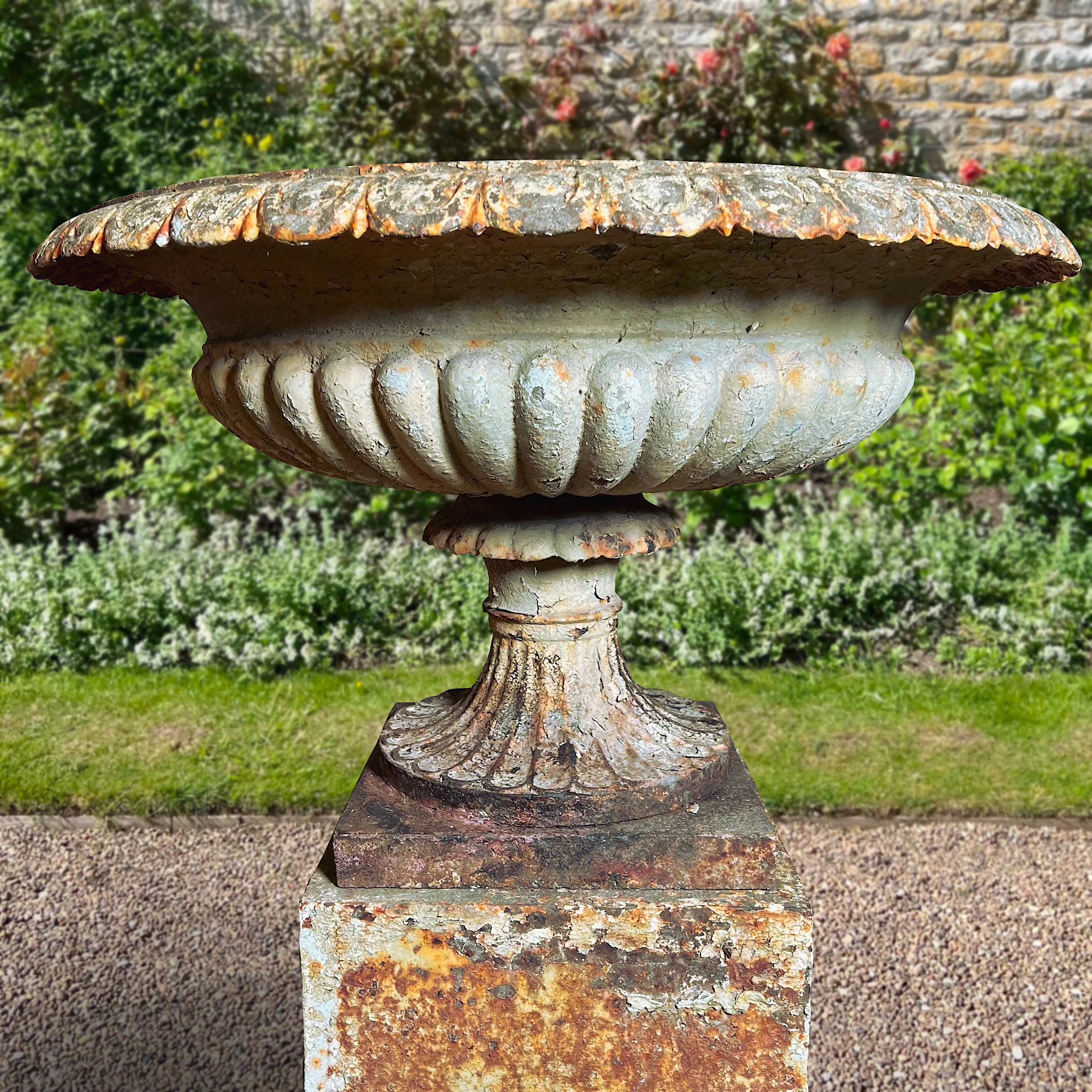 Early Handyside Tazza Centrepiece Urn No.9 & Plinth c.1860 - Image 3