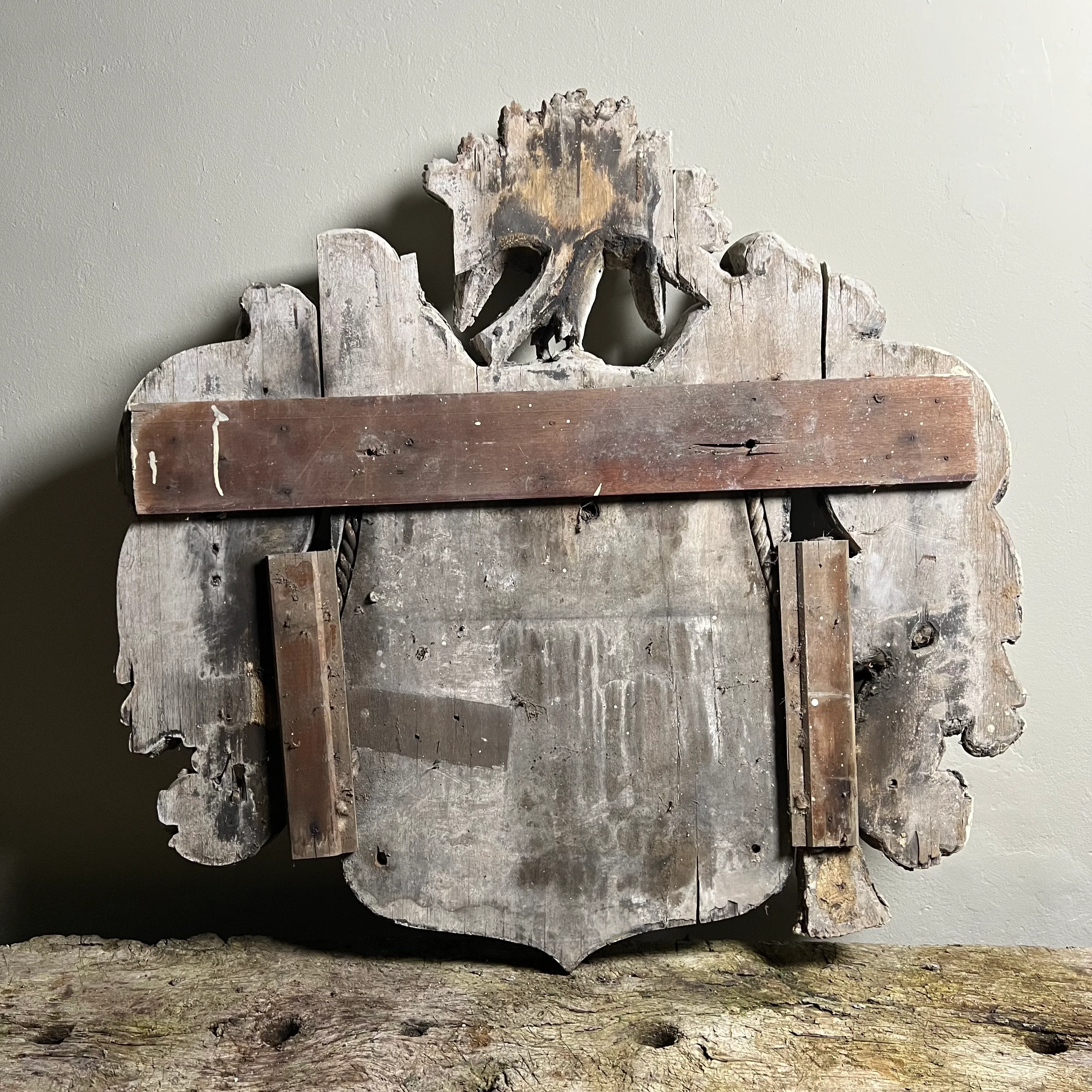 French 17th/18th Century Carved Armorial - Image 25
