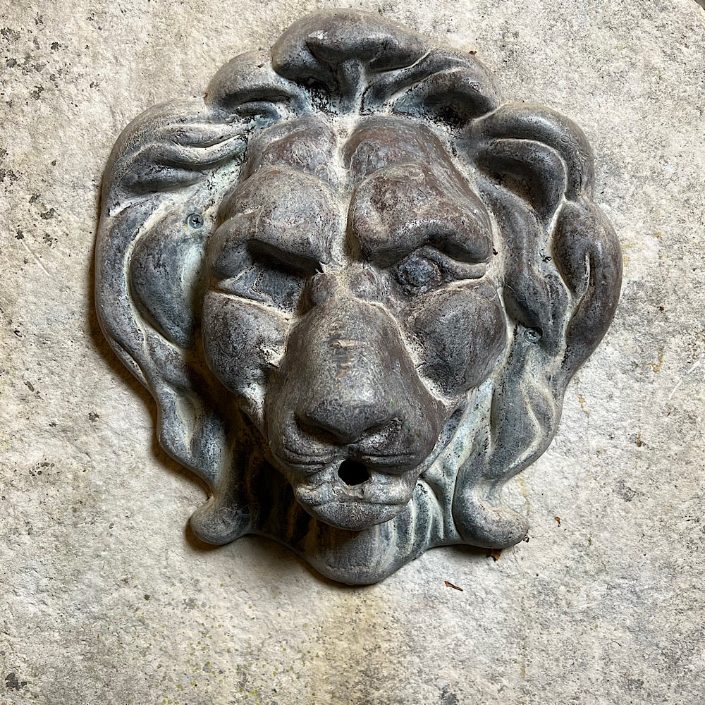 Large Stone Lion Wall Fountain c. 20th Century and Earlier - Image 7