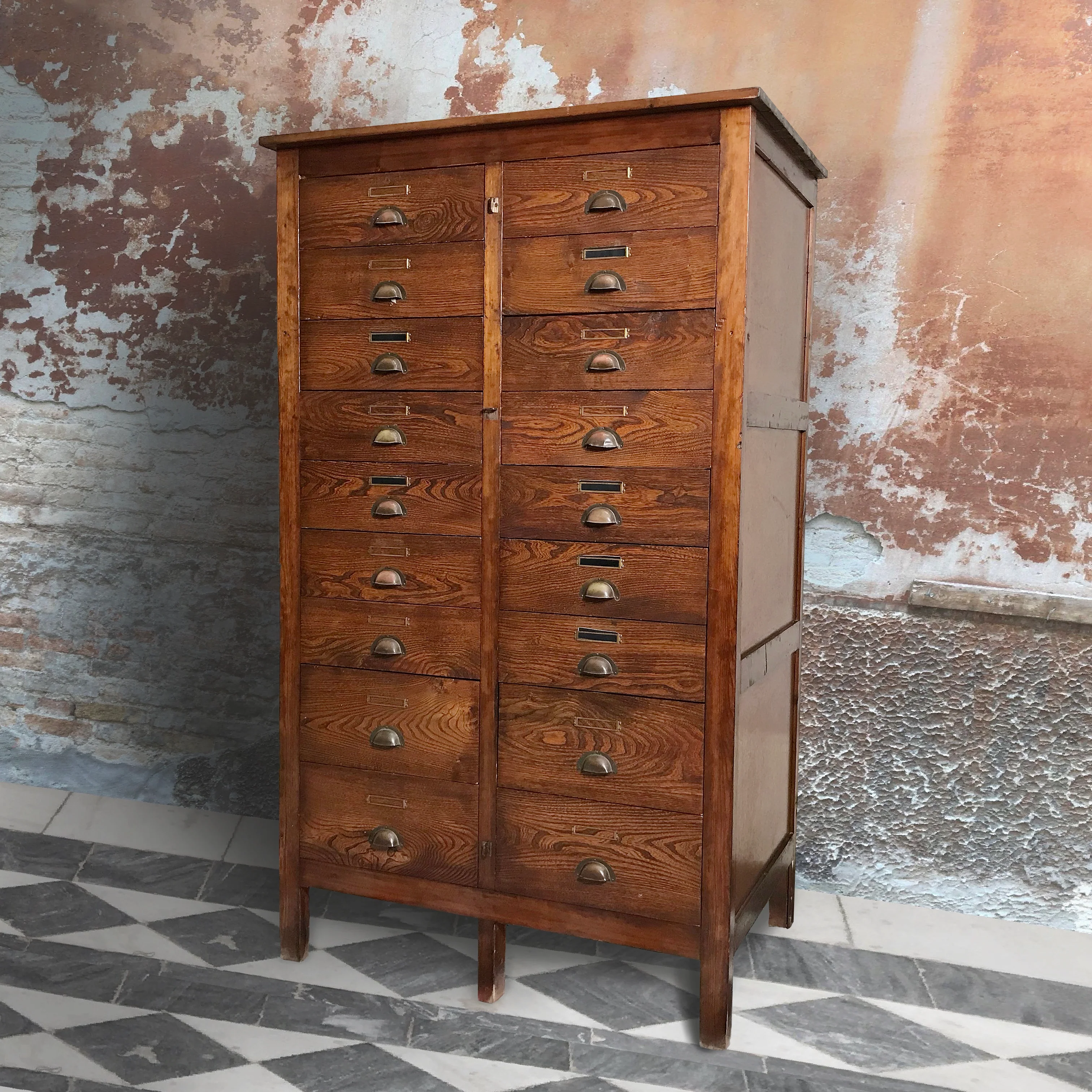 Oak Bank of Drawers c.1930 - Image 2