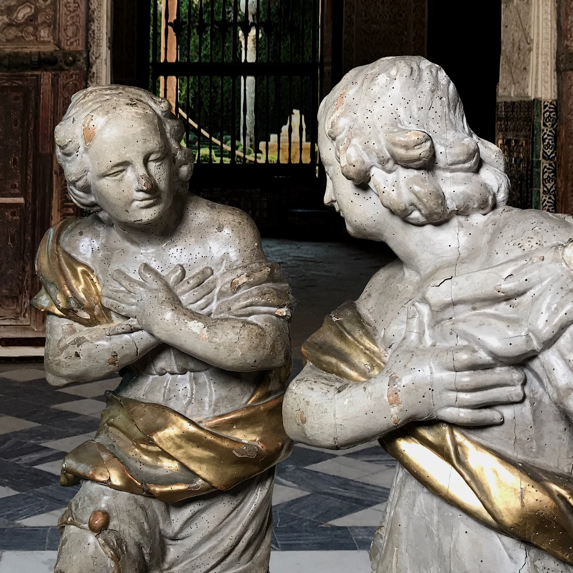 Pair of Exceptional Venetian Polychrome Angels Late 17th Century - Image 3