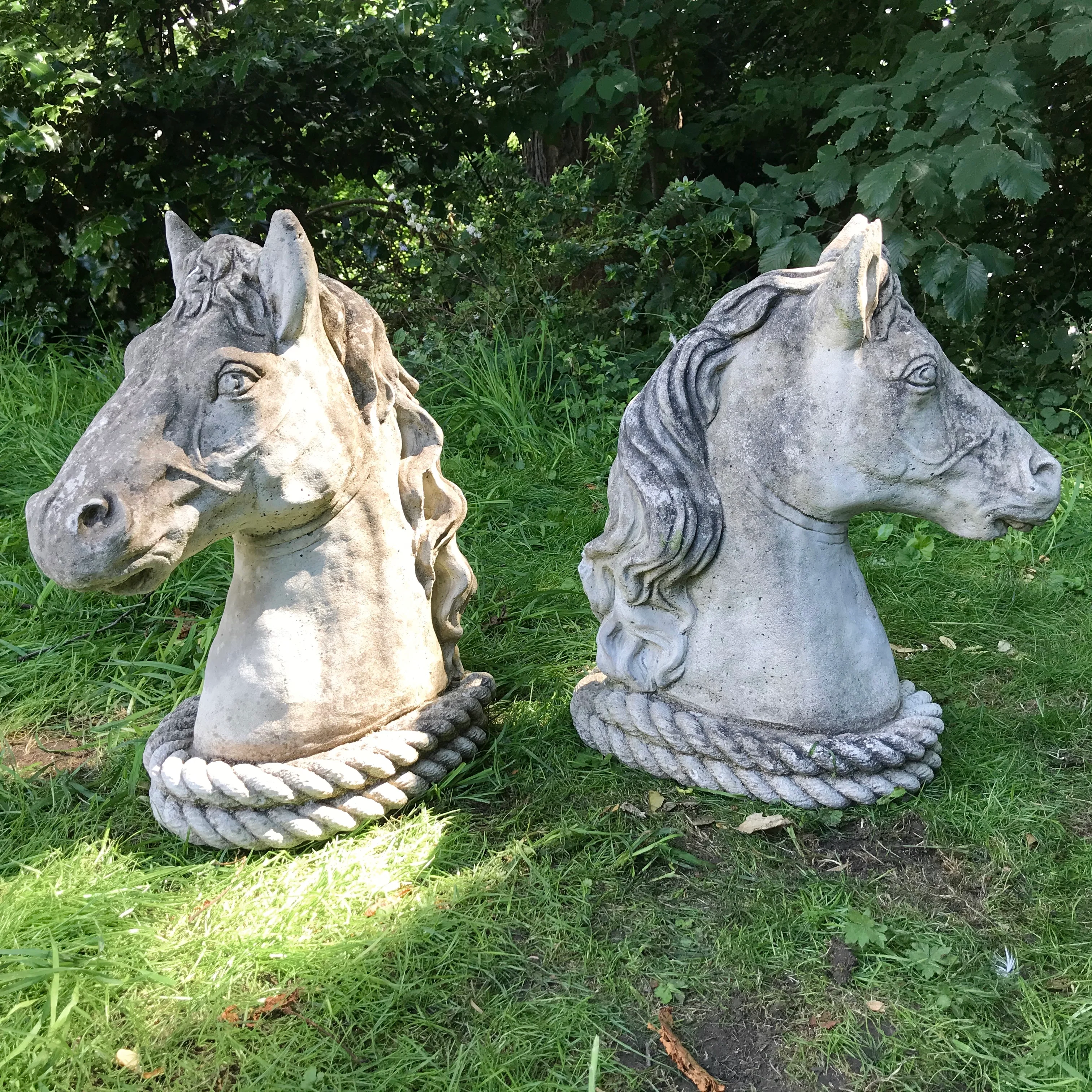 Pair of mid-20th Century Heraldic Horses Heads - Image 7