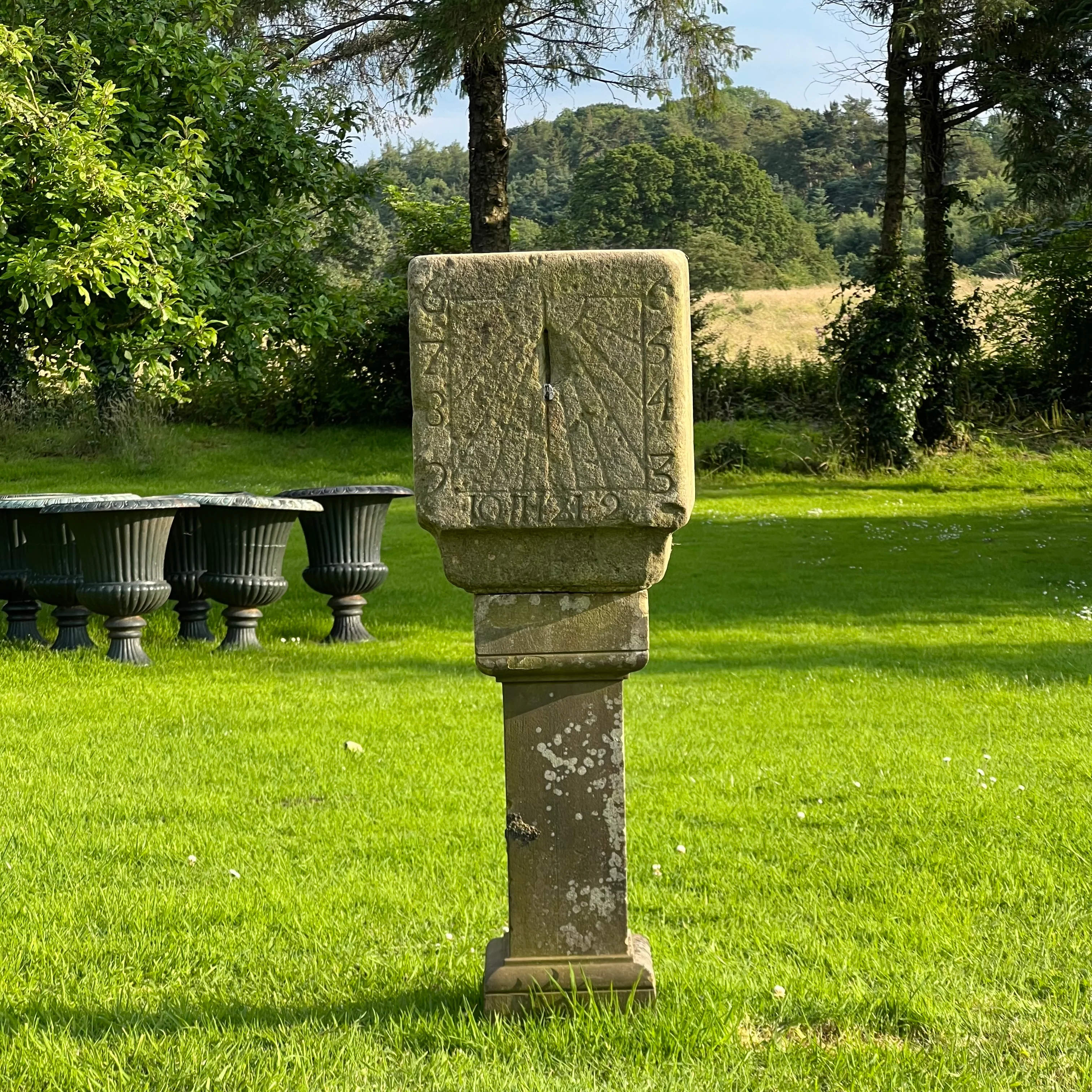 Rare English Cube Sundial c.1710 - Image 4