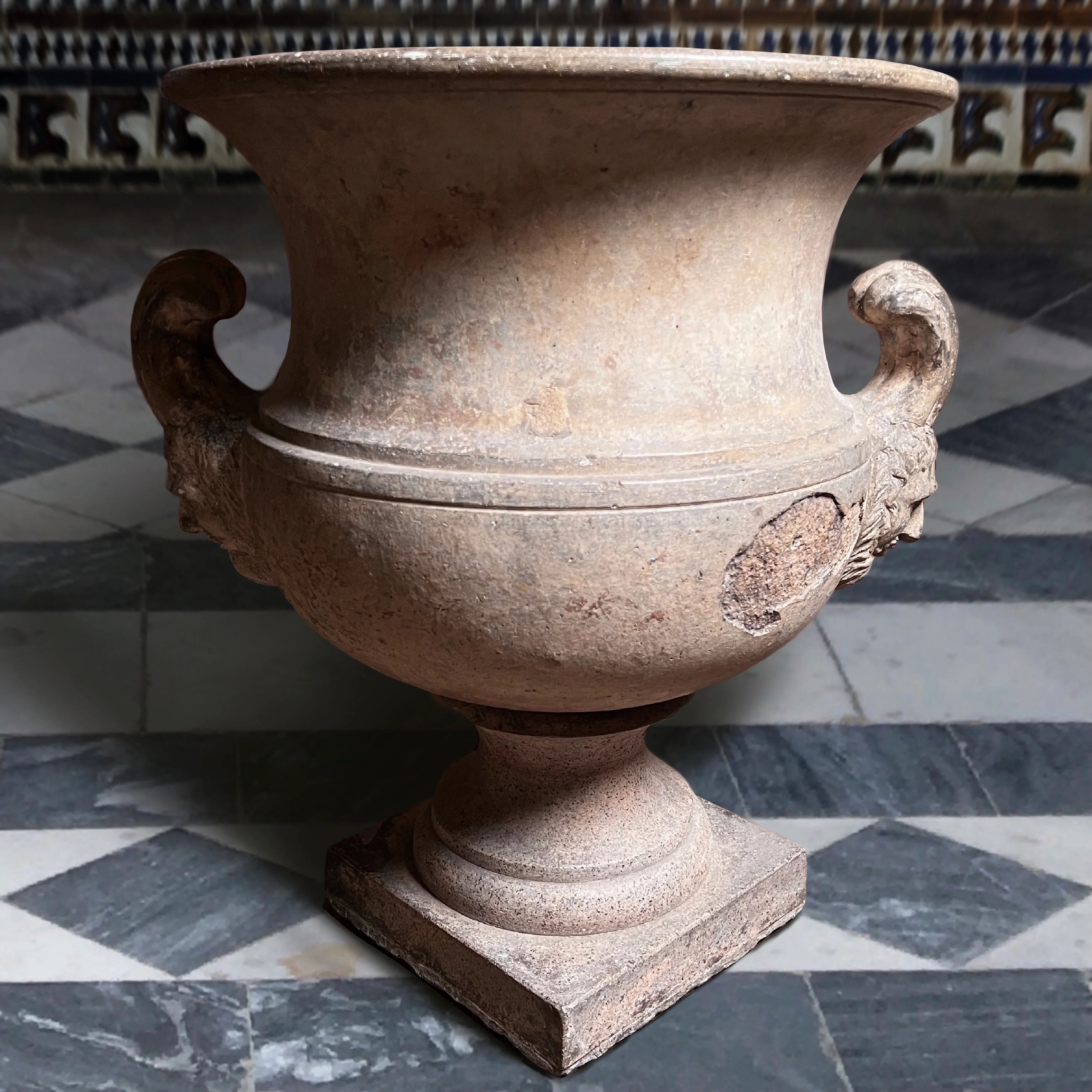 Rare Northern Italian Terracotta Urn c.1640 - Image 3
