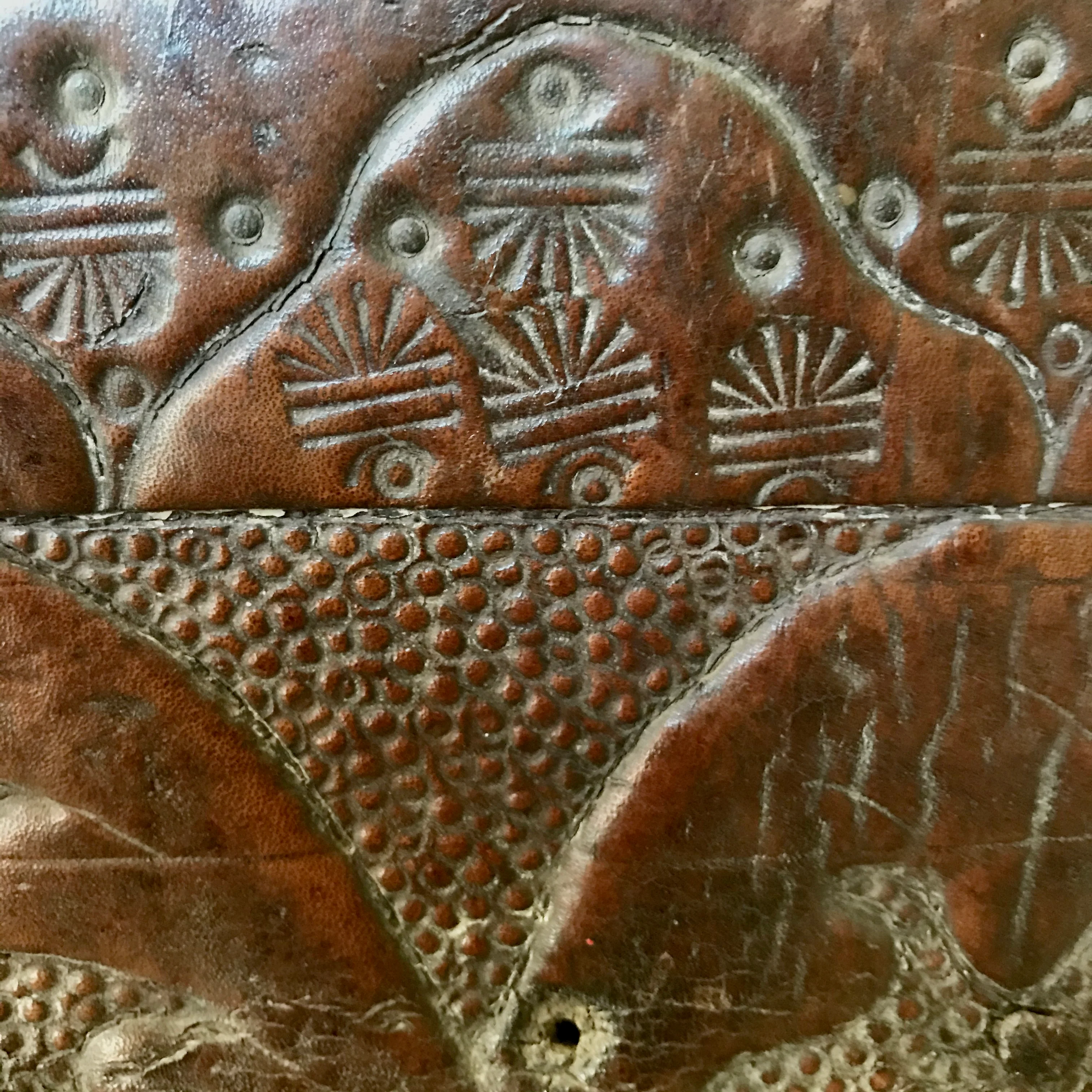 Spanish Colonial Chest c.1600-1650 - Image 9