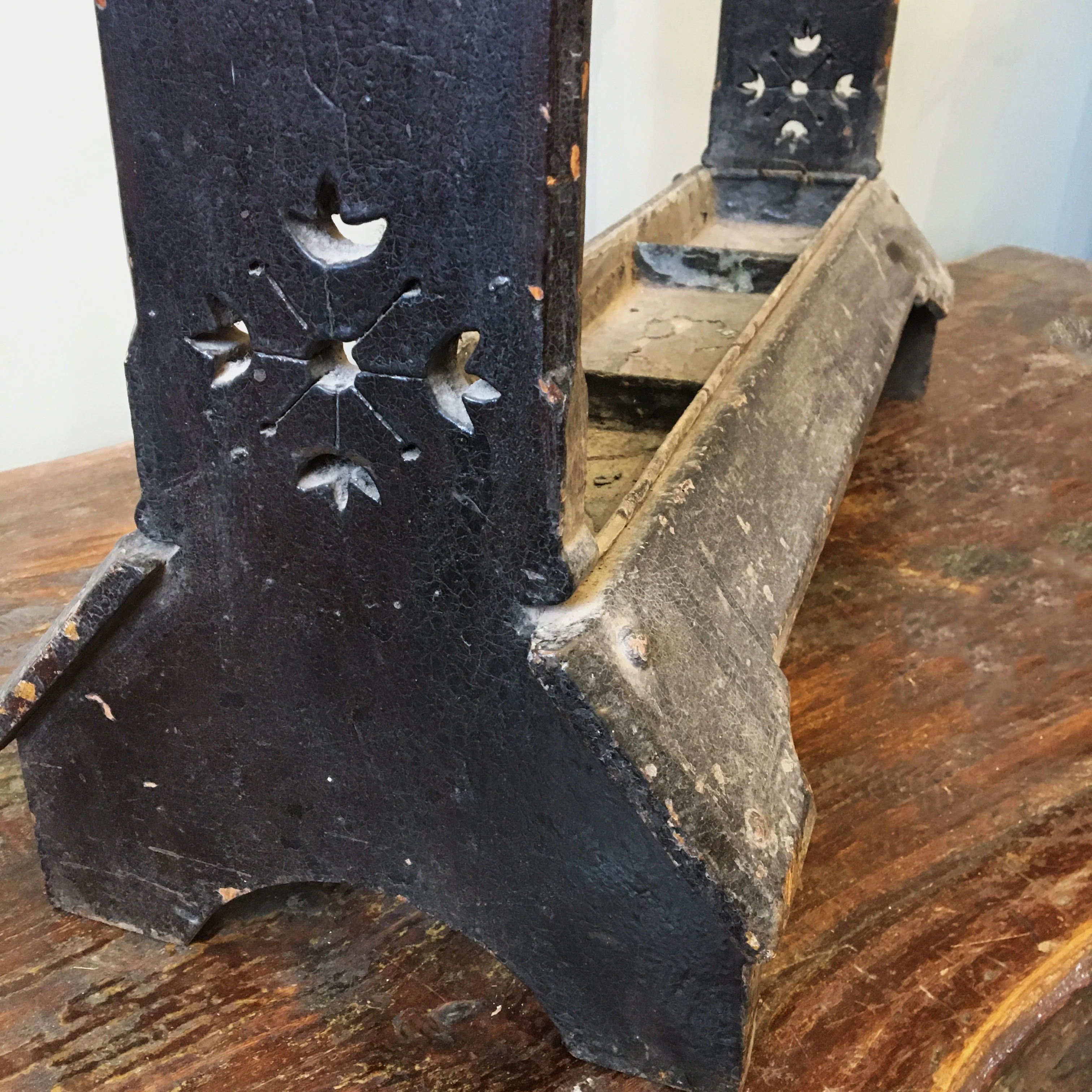 Victorian Countryhouse Stick Stand - Image 5