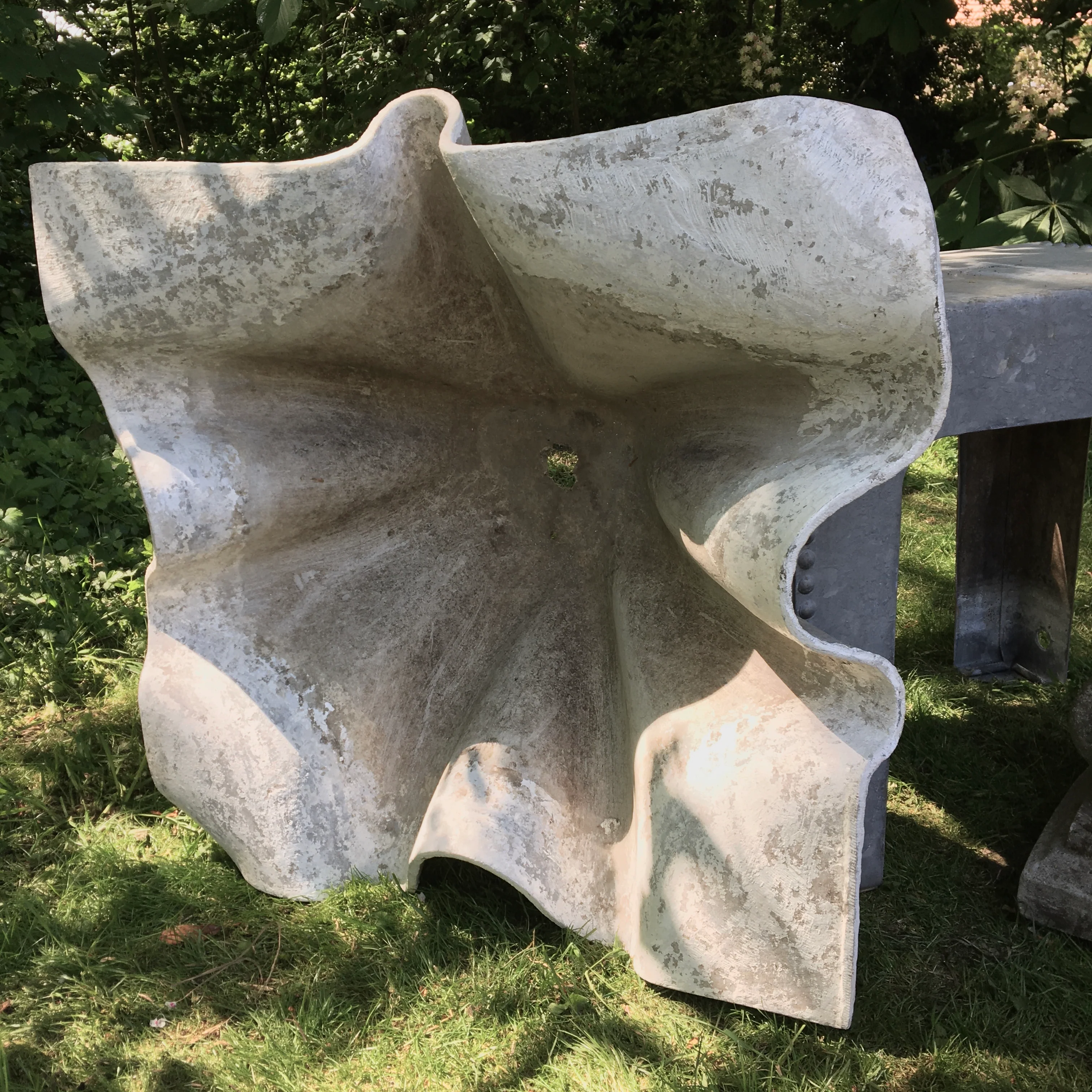 Willy Guhl Extra Large Handkerchief Planter Eternit 1960 - Image 5